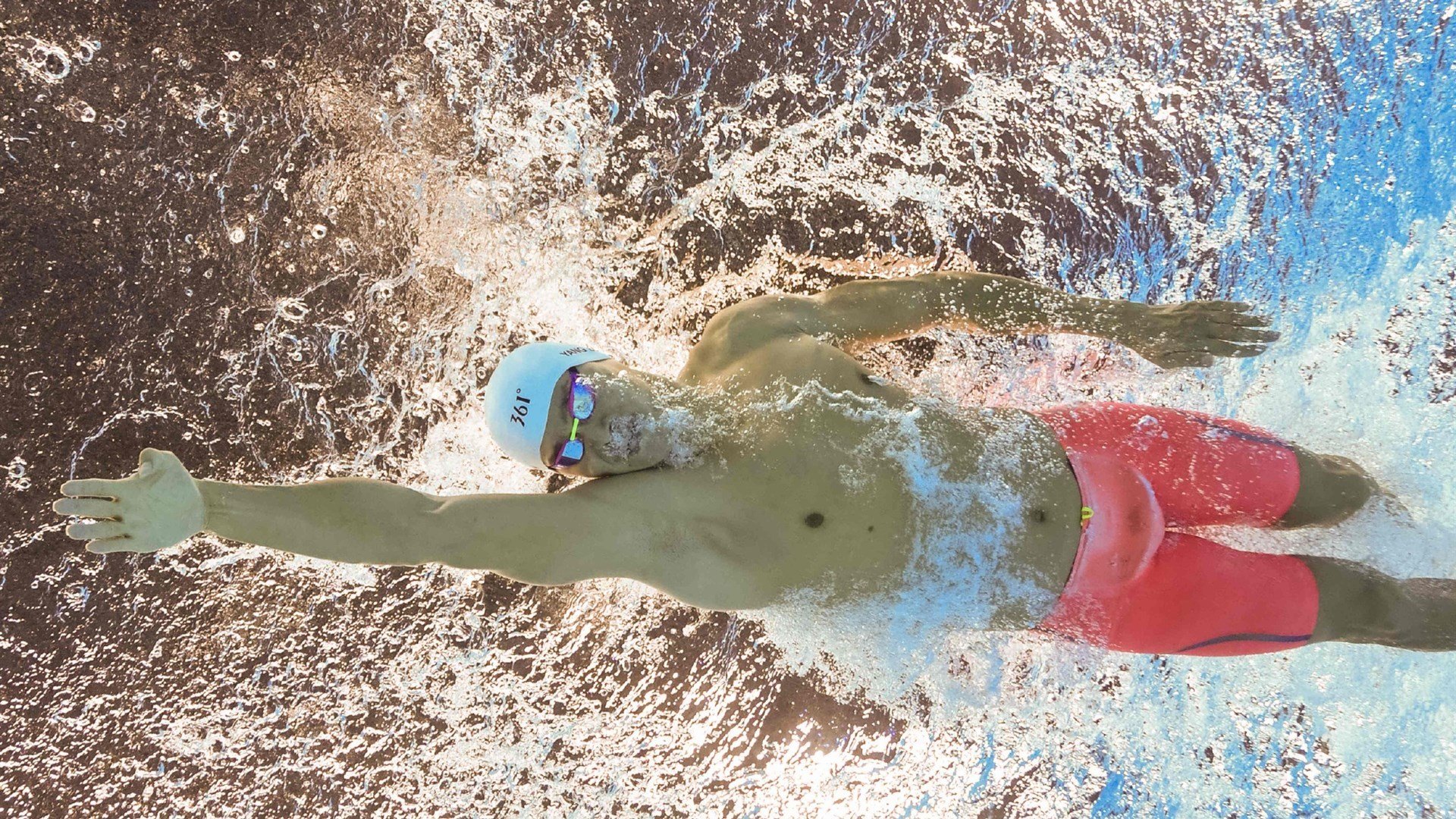 中国反曲弓男队在射箭世界杯上海站获得团体铜牌，反曲弓世界冠军